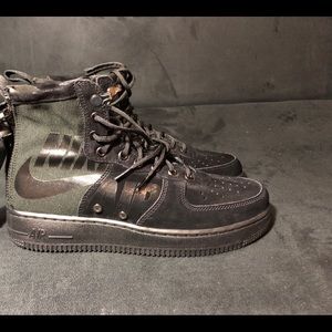 Nike Sf Air Force Mid Big Logo 